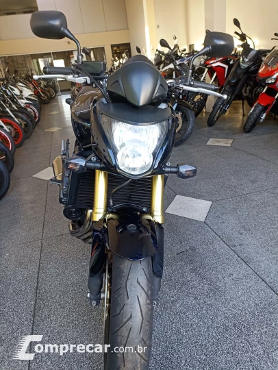 CB 600F HORNET