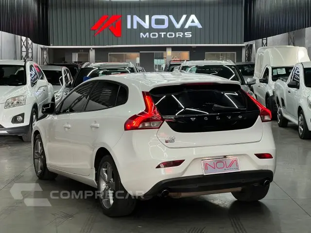 V40 - 2.0 T4 DYNAMIC TURBO 4P AUTOMÁTICO