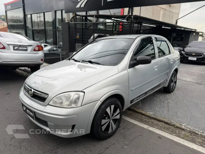 CORSA 1.8 MPFI Sedan 8V