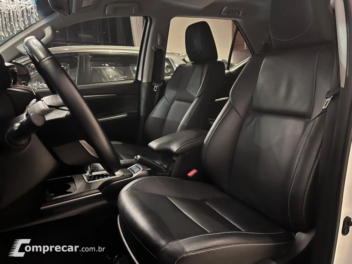 HILUX SW4 2.7 SRV 4X2 16V