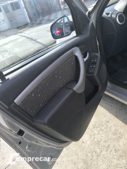 LOGAN Expression Hi-Flex 1.6 8V 4p