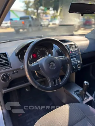 POLO SEDAN 1.6 MI 8V