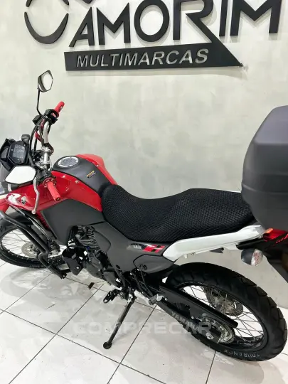 XTZ LANDER 250