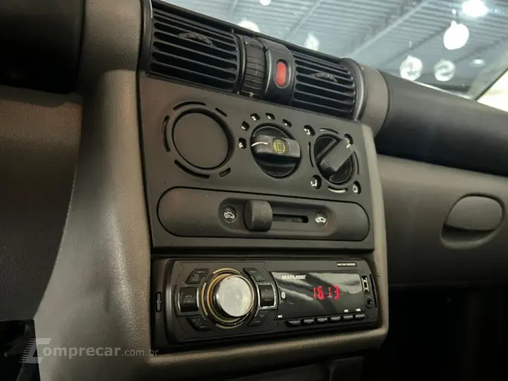 CLASSIC 1.0 MPFI LS 8V FLEX 4P MANUAL