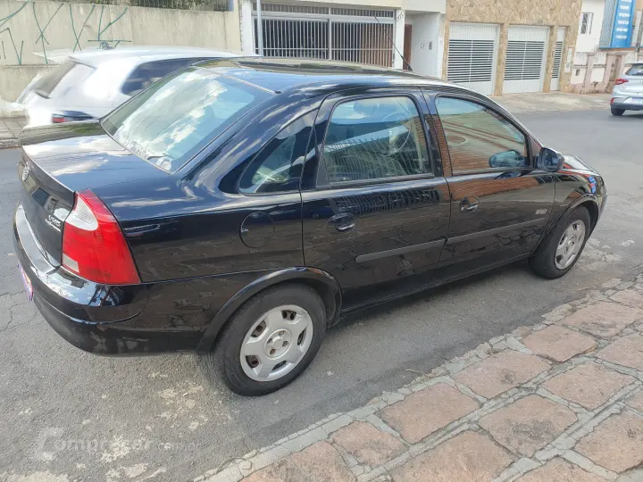 CORSA 1.0 MPFI Maxx Sedan 8V