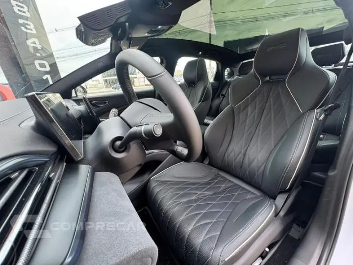 SEAL AWD GS 590EV