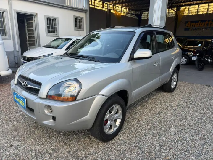 Tucson 2.0 16V 4P GLS AUTOMÁTICO