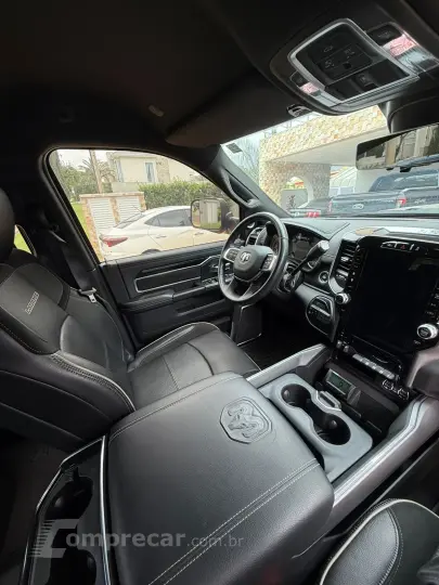 RAM 6.7 3500 Laramie 4X4 CD 6 Cilindros Turbo