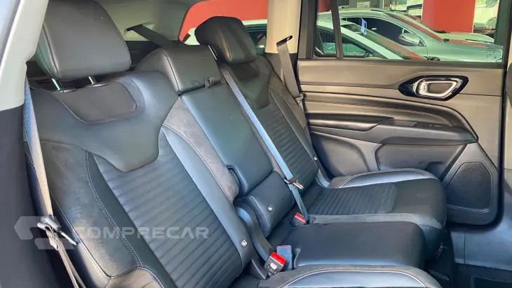 JEEP COMMANDER 1.3 T270 TURBO LIMITED