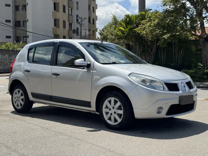 SANDERO 1.6 Expression 8V Hi-torque