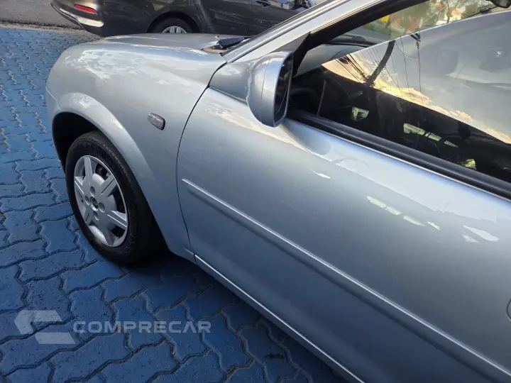 CLASSIC 1.0 MPFI LS 8V FLEX 4P MANUAL