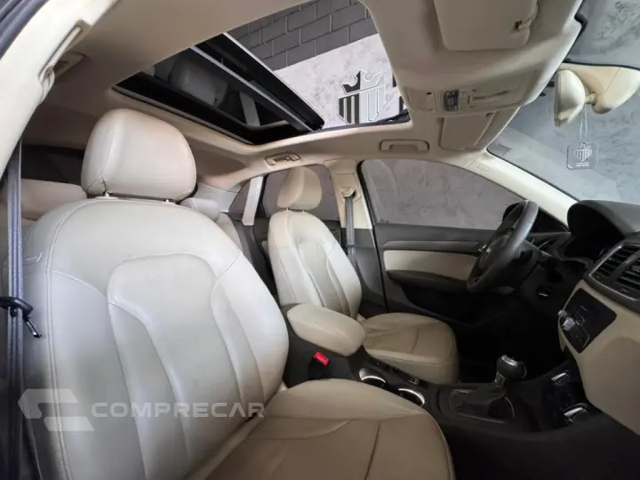 Q3 2.0 TFSI AMBIENTE QUATTRO 4P GASOLINA S TRONIC