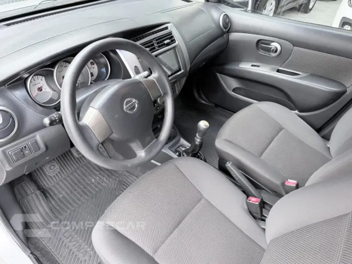 GRAND LIVINA 1.8 S 16V FLEX 4P MANUAL