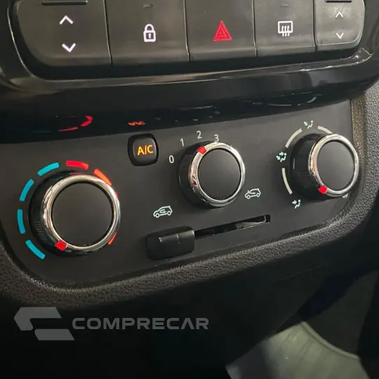 KWID Intense 1.0 Flex 12V 5p Mec.