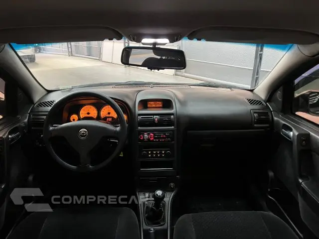 ASTRA HATCH - 2.0 MPFI ADVANTAGE 8V 4P MANUAL