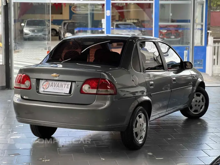 CLASSIC 1.0 MPFI LS 8V FLEX 4P MANUAL