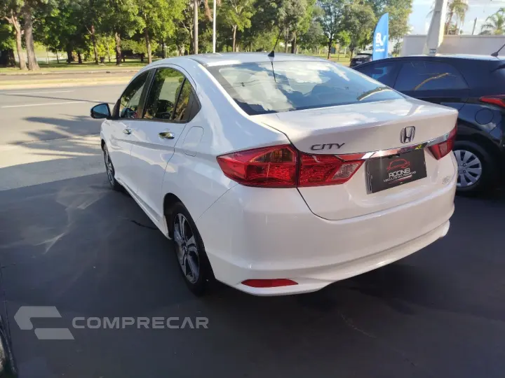 CITY Sedan EX 1.5 Flex 16V 4p Aut.