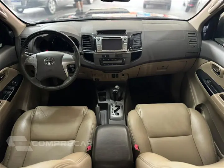 HILUX 3.0 SRV 4X4 CD 7 Lugares 16V Turbo Intercooler