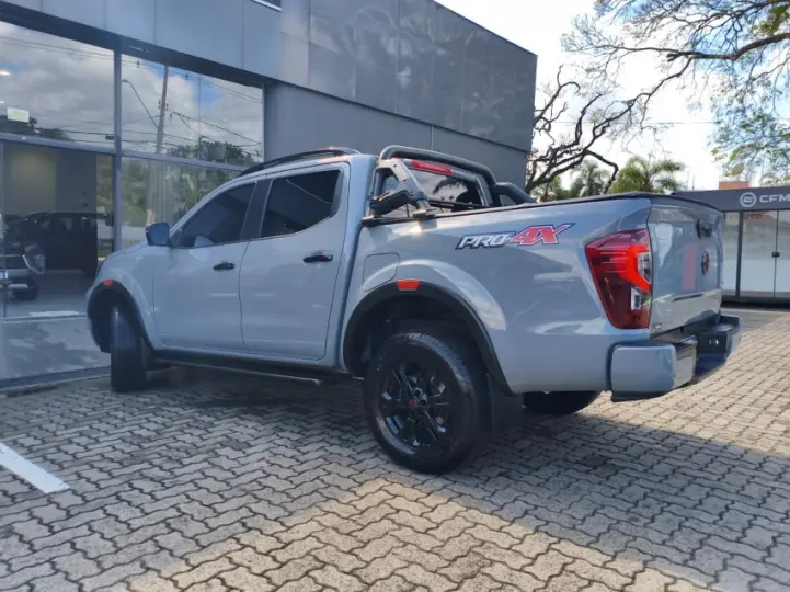 FRONTIER 2.3 16V Turbo Pro4x CD 4X4