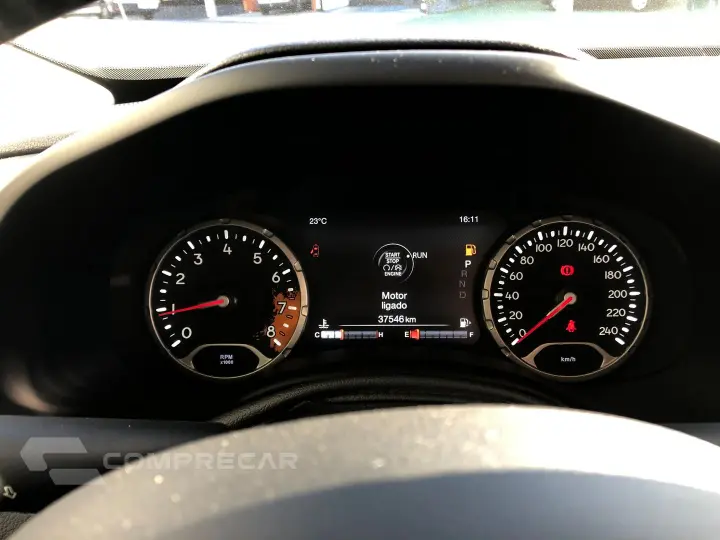 Renegade 1.8 16V Flex Limited 4P Automático
