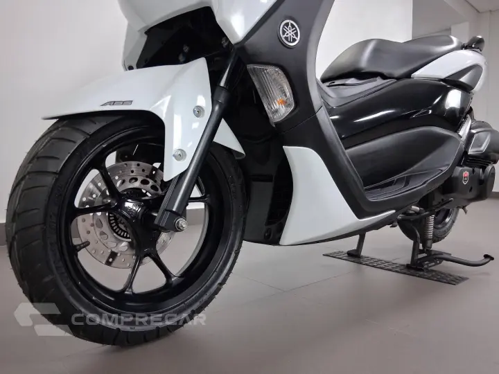 YAMAHA NMAX 160 ABS
