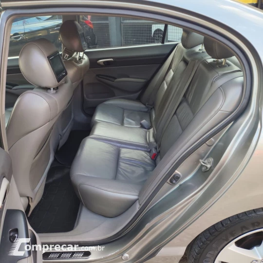 Civic Sedan LXS 1.8/1.8 Flex 16V Aut. 4p