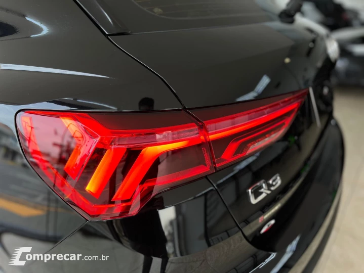Q3 1.4 35 TFSI GASOLINA BLACK S TRONIC