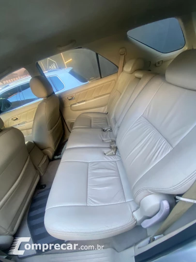 HILUX SW4 3.0 4X4 V6 24V