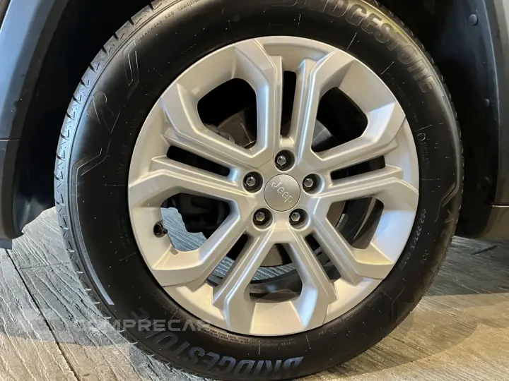 Commander 1.3 16V 4P FLEX T270 LONGITUDE TURBO AUTOMÁTICO AT