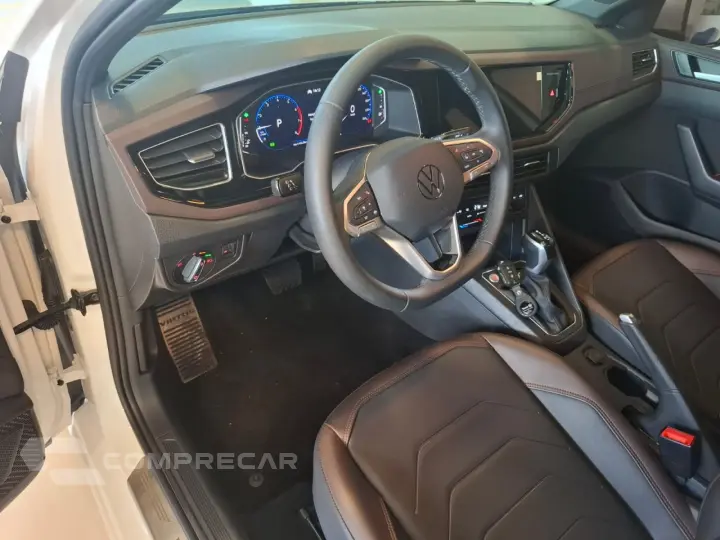 Virtus 1.0 4P 200 TSI FLEX HIGHLINE AUTOMÁTICO