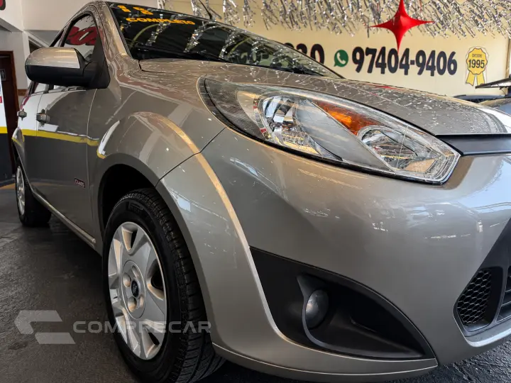 FIESTA 1.6 Rocam Sedan 8V