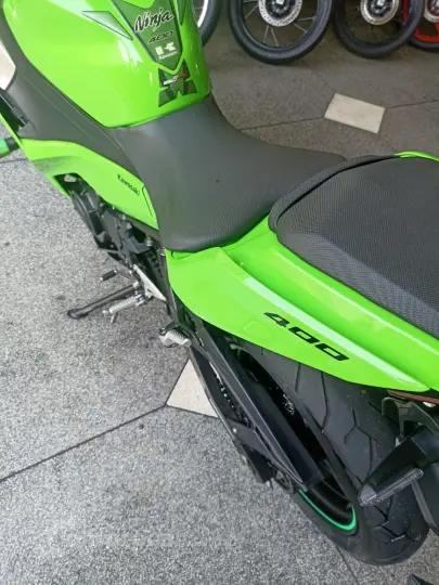 NINJA 400