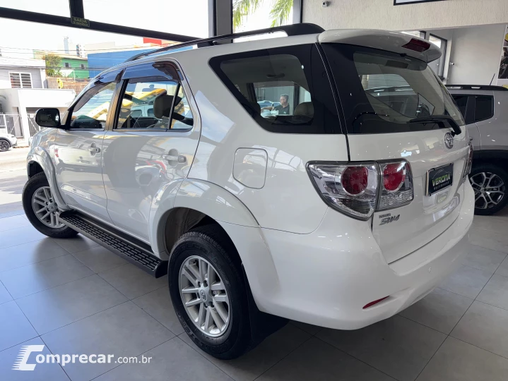 Hilux SW4 2.7