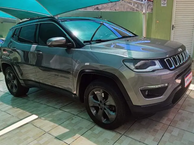 COMPASS - 2.0 16V LONGITUDE AUTOMÁTICO