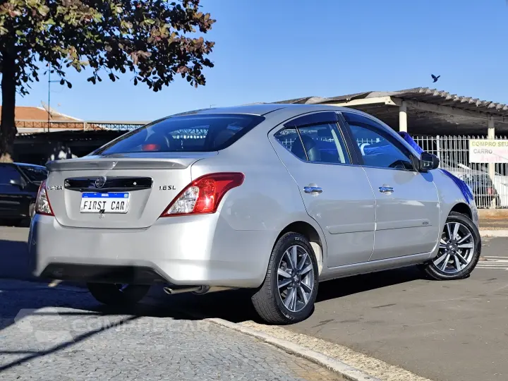 VERSA 1.6 16V FLEXSTART SL 4P XTRONIC