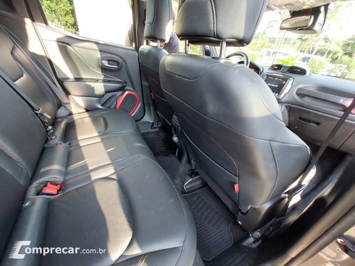 RENEGADE 2.0 16V Turbo Trailhawk 4X4