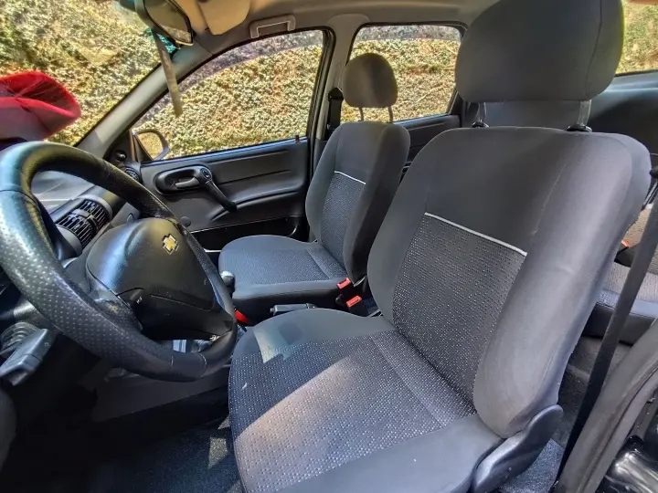 CLASSIC 1.0 MPFI LS 8V FLEX 4P MANUAL