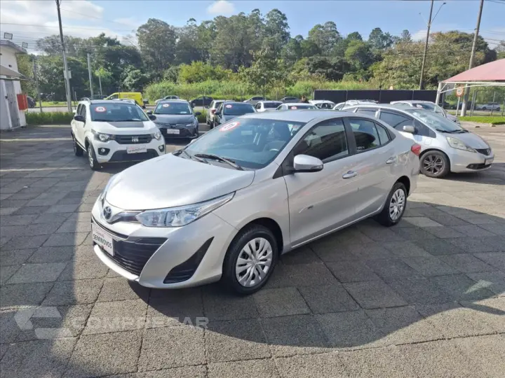 YARIS 1.5 16V FLEX SEDAN XL LIVE MULTIDRIVE