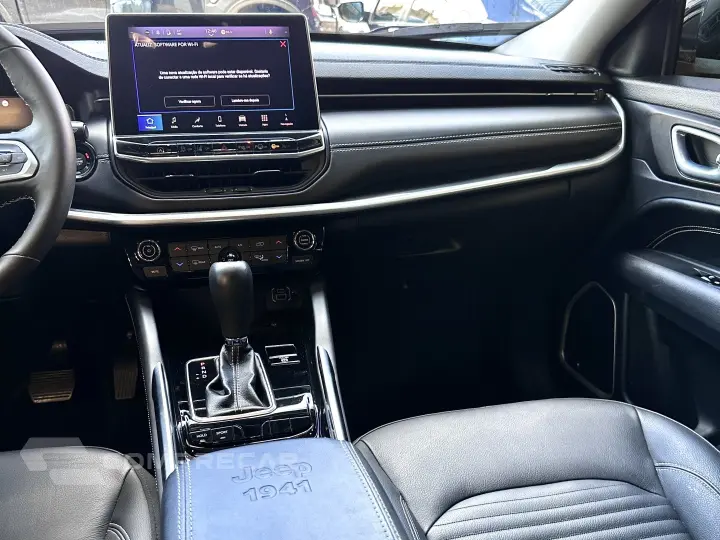 COMMANDER 1.3 T270 TURBO FLEX LONGITUDE AT6