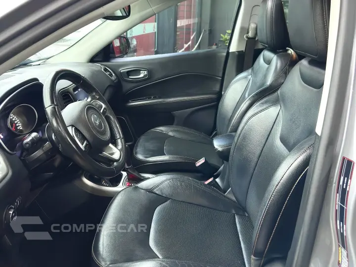COMPASS 2.0 16V DIESEL LONGITUDE 4X4 AUTOMÁTICO