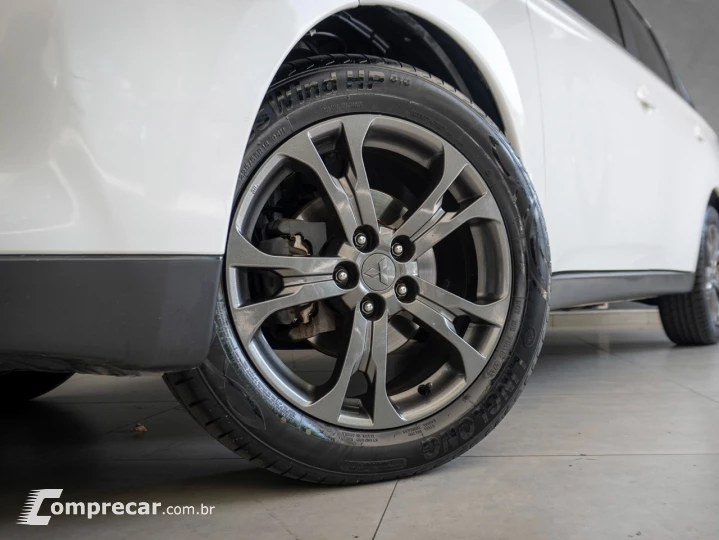 OUTLANDER 2.0 16V 160cv Aut.