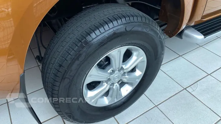 NISSAN FRONTIER 2.3 16V TURBO LE CD 4X4