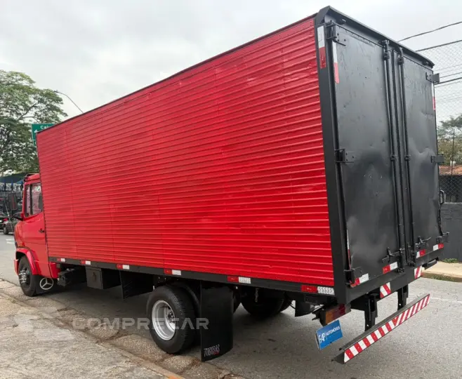 710 Modelo sem Versão