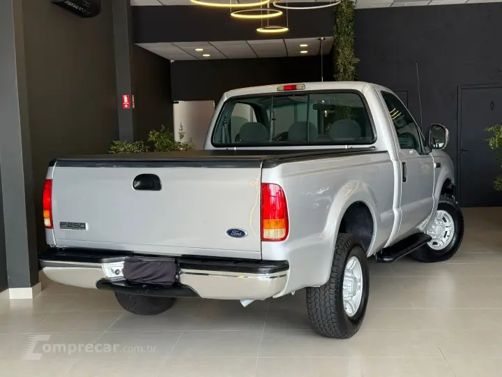 F-250 3.9 XLT 4X2 CS
