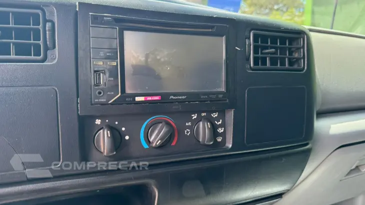 F-250 3.9 XLT MAX Power 4X2 CD