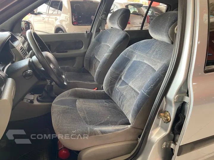 CLIO 1.6 Privilége Sedan 16V