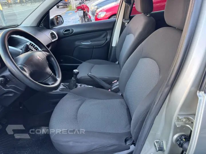 207 Sedan