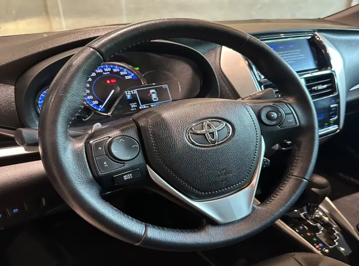 YARIS XLS Connect Sed. 1.5 Flex 16V Aut.