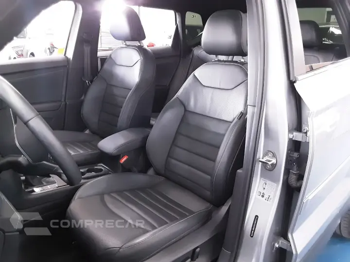 TAOS 1.4  250 TSI TOTAL FLEX HIGHLINE AUTOMÁTICO
