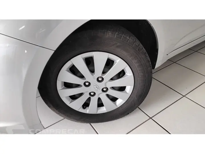 HB20 1.6 COMFORT PLUS 16V FLEX 4P MANUAL